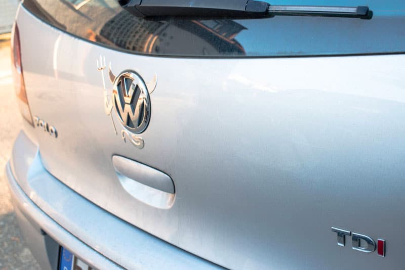 Coffre d'une Volkswagen Polo
