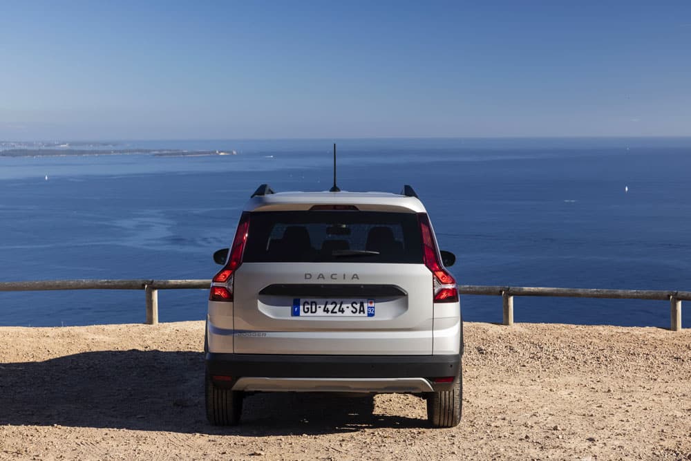 Arrière du Dacia Jogger