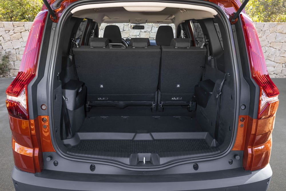 Coffre du Dacia Jogger