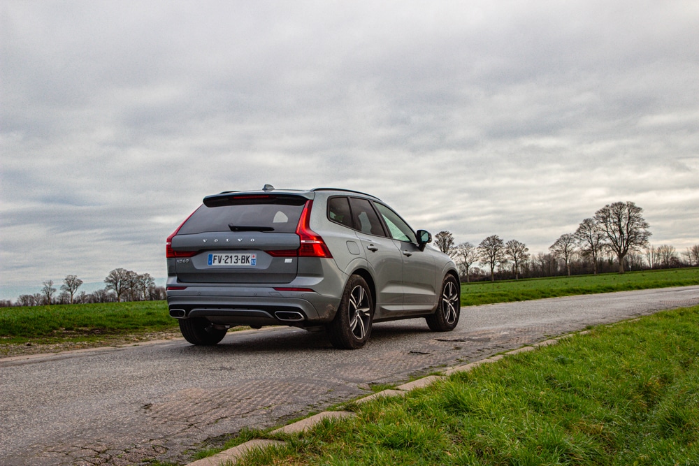 Profil arrière du Volvo XC60
